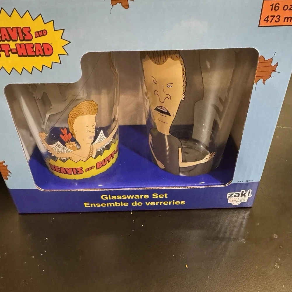 Ultimate Beavis And Butthead Bouquet, 2 Blow Molds, 2 Glass Tumblers, travel mug